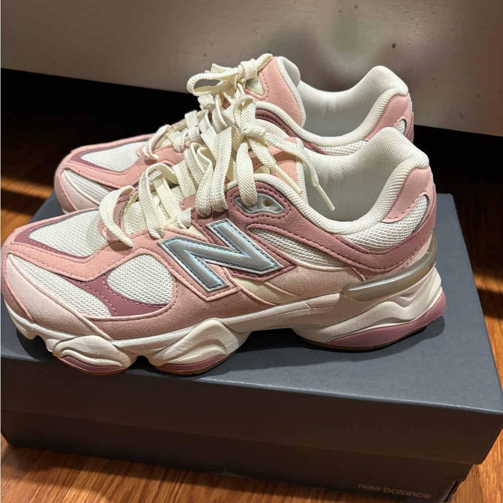 New Balance Women's Pink and Cream Chunky Sneakers - Picture 3 of 6